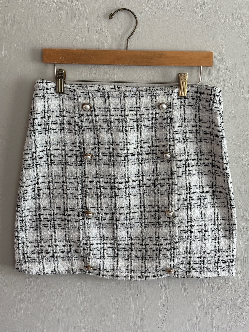 SHEIN Large White & Black Tweed Pearl-Button Mini Skirt Preppy Chic Clueless